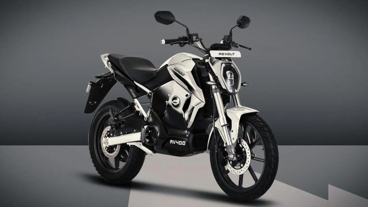 Revolt RV400